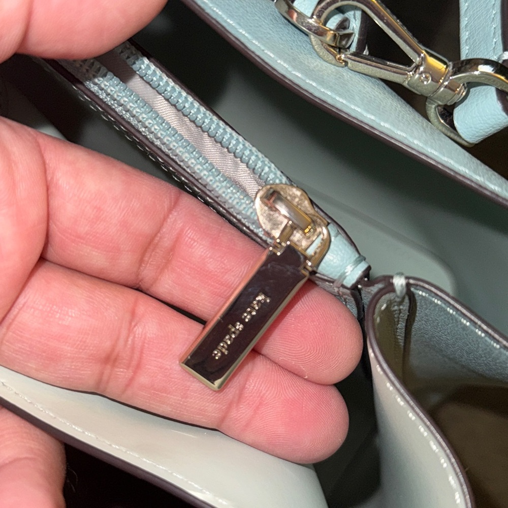 Gorgeous like new med Kate Spade Harper leather tote bag with flower bag charm. - Picture 7 of 10